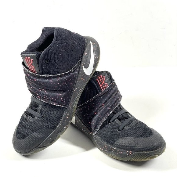 Nike Kyrie 2 Black‎ Bright Crimson Red Speckle 827280-006 Children's Size 3Y - Picture 1 of 15